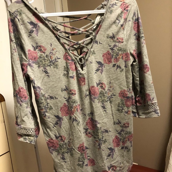 Floral Shirt - Picture 1 of 4